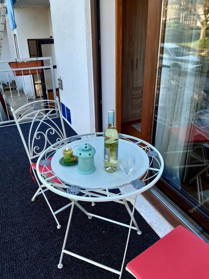 Studio Apartment Meden Pomer Εξωτερικό φωτογραφία