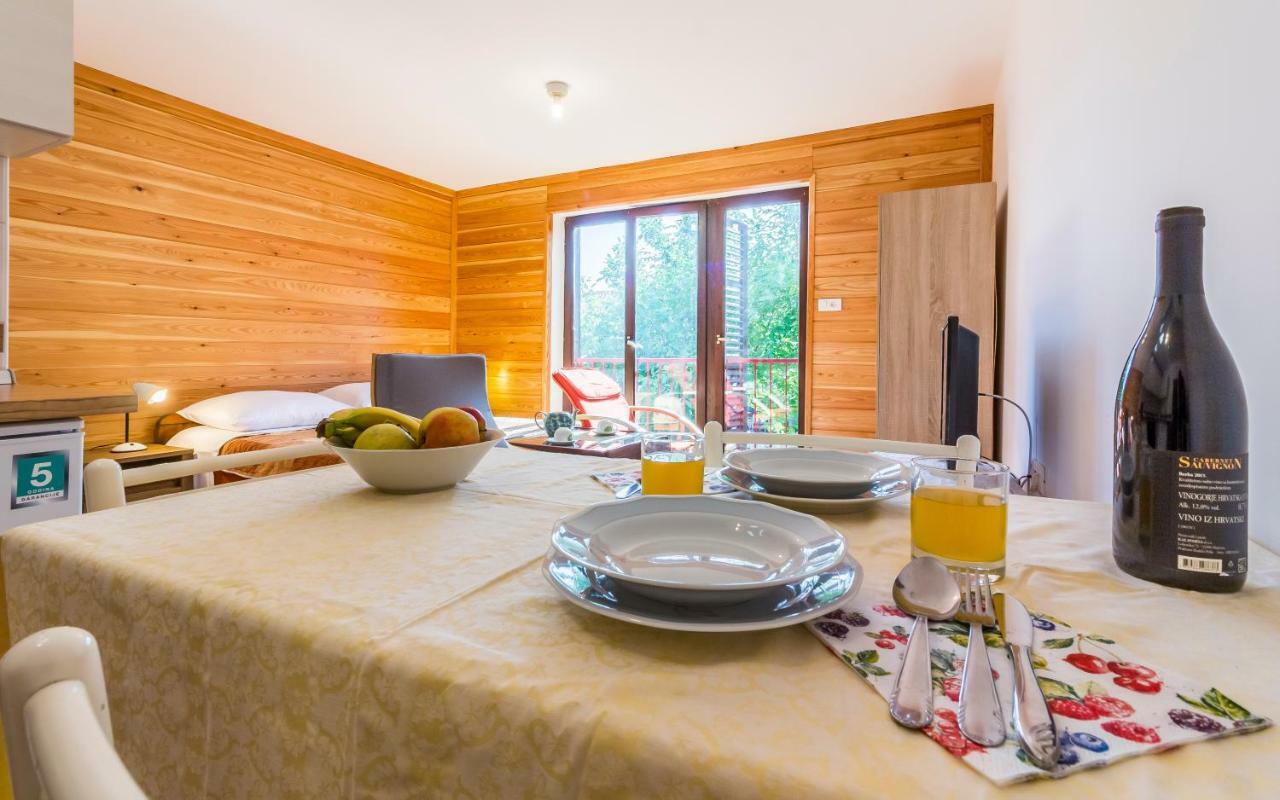 Studio Apartment Meden Pomer Εξωτερικό φωτογραφία